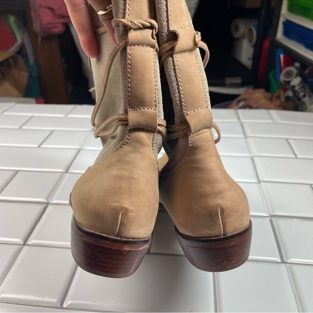 Anthropologie Latigo Pogo Tie Back Boots 10M - Picture 9 of 10